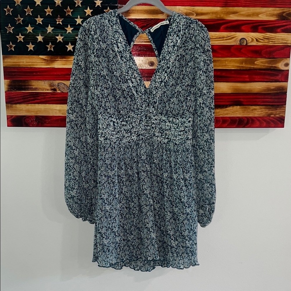 Floral Pleated open back long sleeve Mini Dress